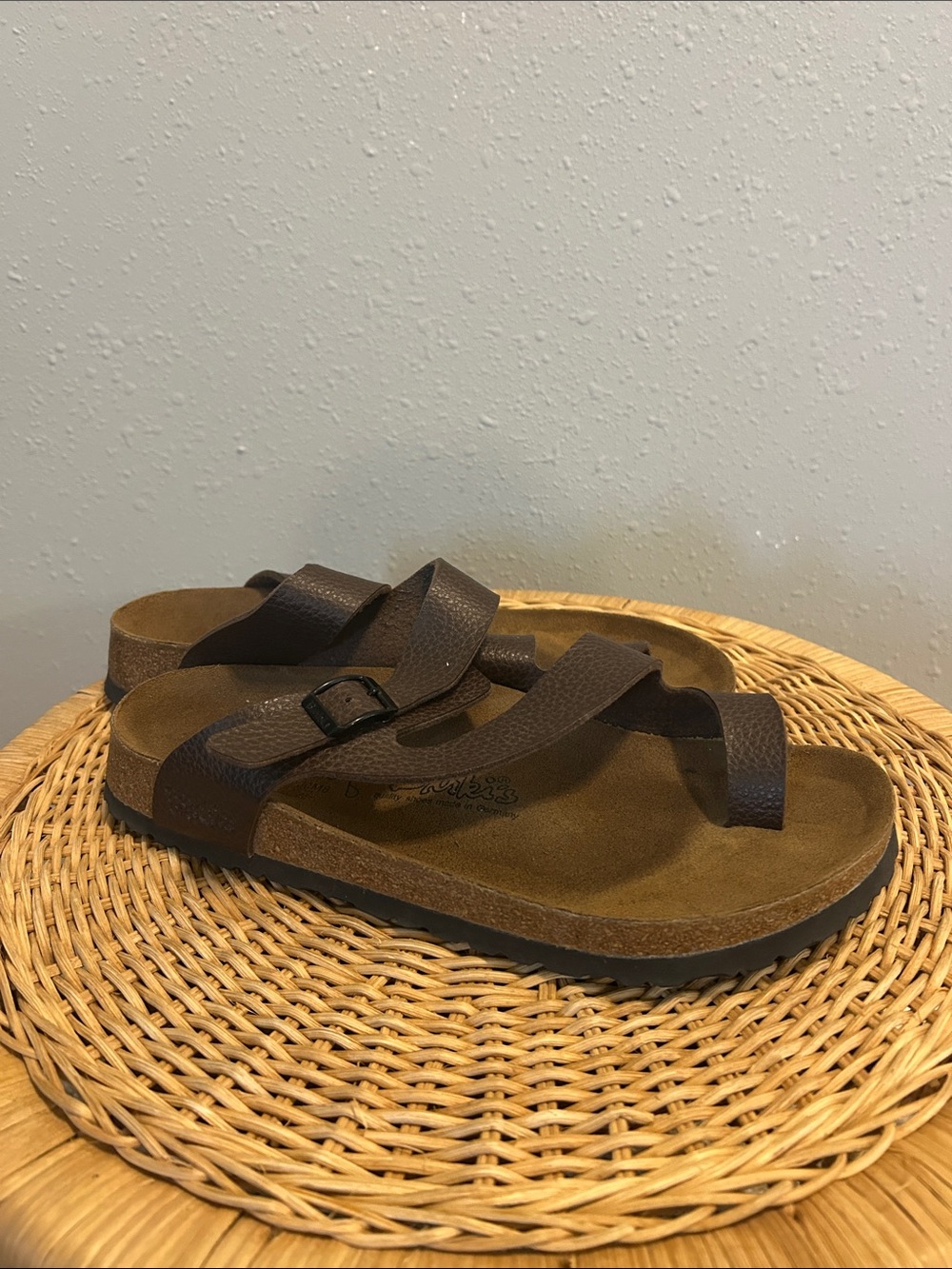Birki’s Brown Leather Footbed Sandals